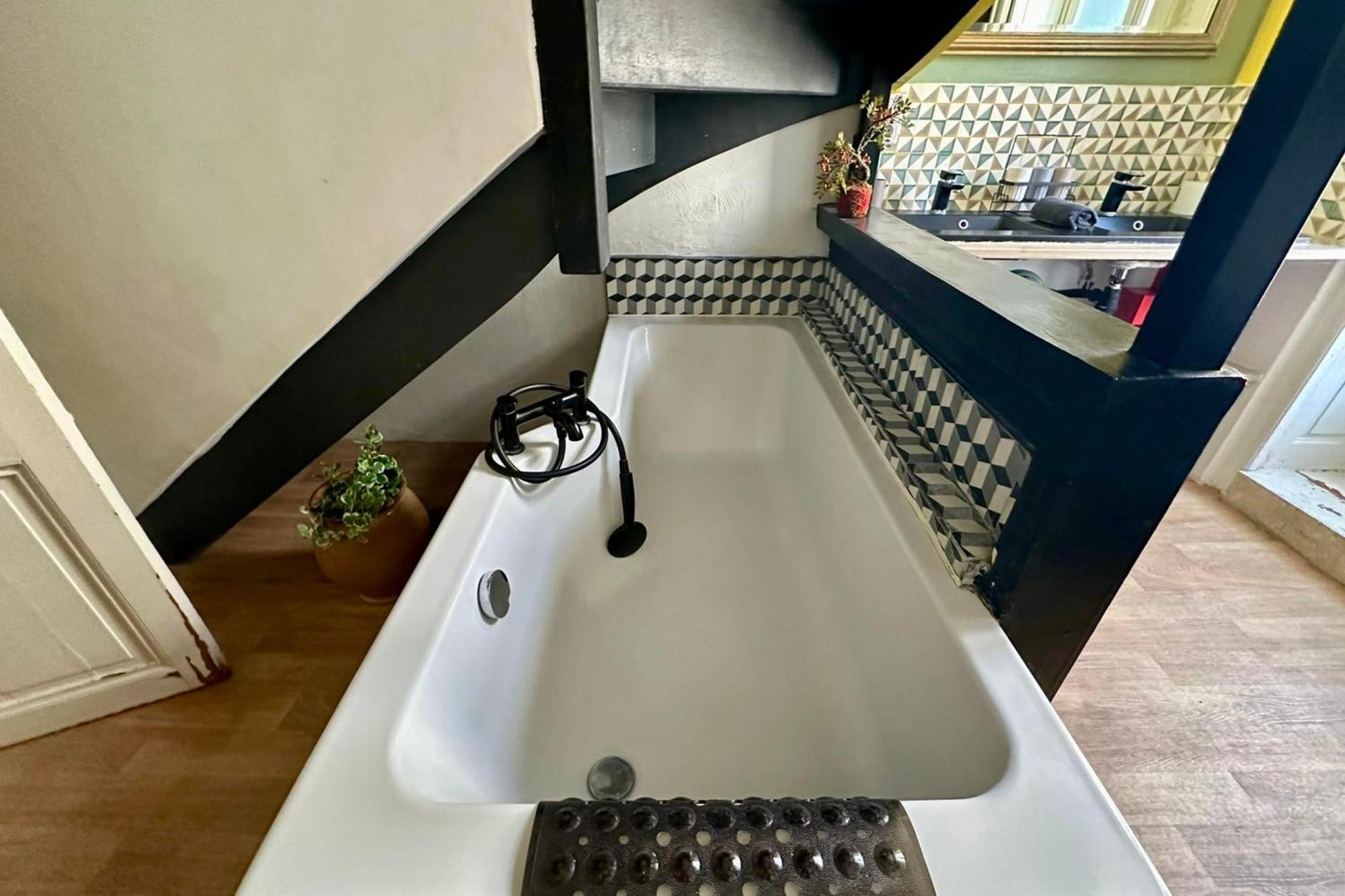 The Duplex- Air-Conditioned 3 Bedrooms In The Center Of Montpellier! Ngoại thất bức ảnh